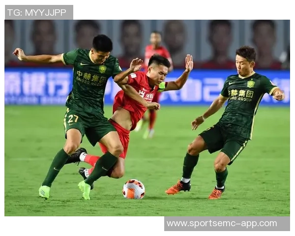 北京国安与河南队洽谈黄锐烽转会并关注英博后卫赵佳楠